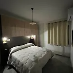 Cinque Novembre Apartman