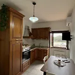 Cinque Novembre Apartman *