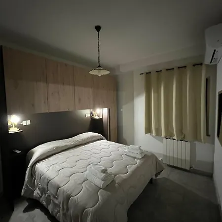 Cinque Novembre Apartment